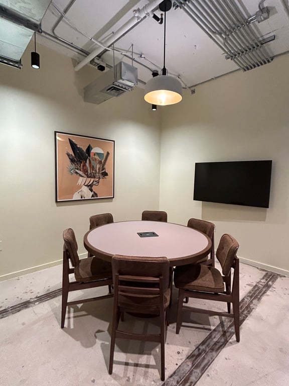 An interior shot of Meeting Room M05 (Up to 6 people)