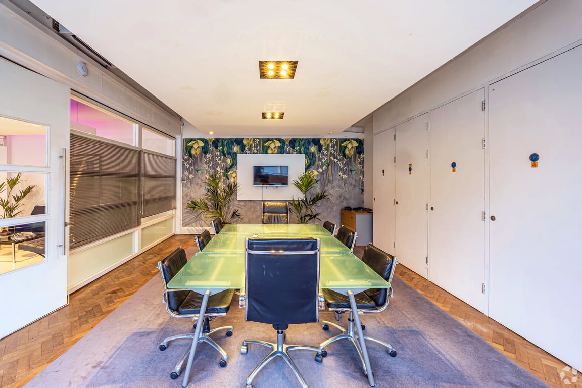 An interior shot of The Small Meeting Room