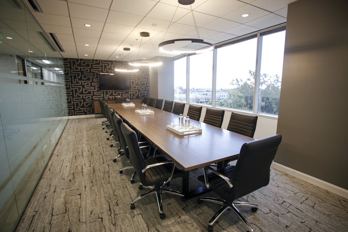 An interior shot of 6th Flr- 18 Person Room