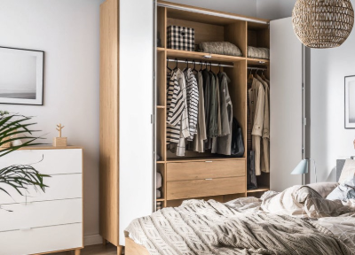 Picture of Belleville Natural Wood Bedroom Set