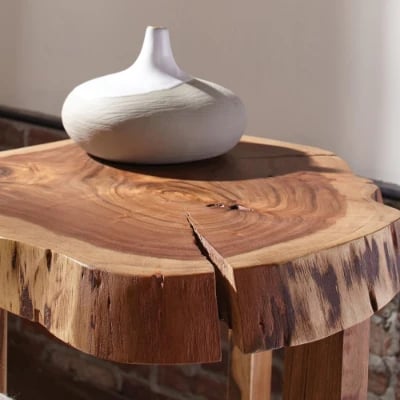 صورة طاولة جانبية خشب طبيعي - بركشير