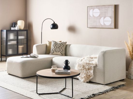 صورة ماتلان – كنبة ركنية على شكل حرف الـ  بقاعدة من الخشب الطبيعي