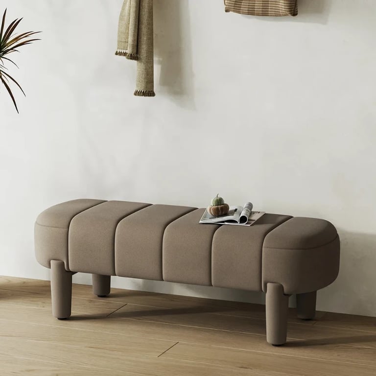 Arden – Upholstered Bench with Soft Curved Design