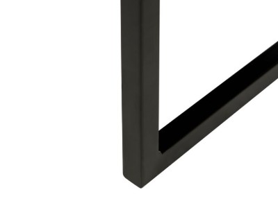 صورة كرسي ڤيونا بذراعين – تصميم أنيق بإطار أسود وتنجيد فاخر