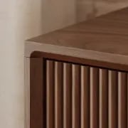 صورة .كليمونس – ترابيزه جانبية من الخشب الطبيعي