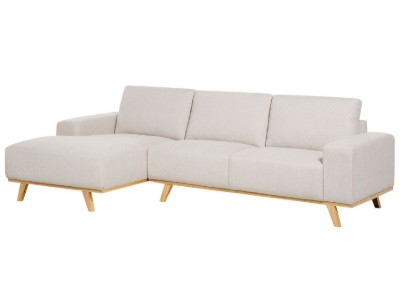 صورة كاربيوتر – كنبة ركنية على شكل حرف الـ  بقاعدة من الخشب الطبيعي