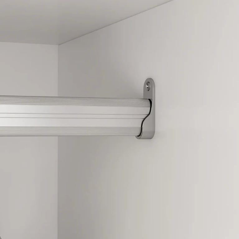 صورة دولاب خشب طبيعي مع مرآه - كلامي