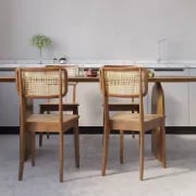 صورة لينـا – كرسي الخيزران والخشب الطبيعي المنسوج يدويًا | أناقة كلاسيكية بطابع طبيعي