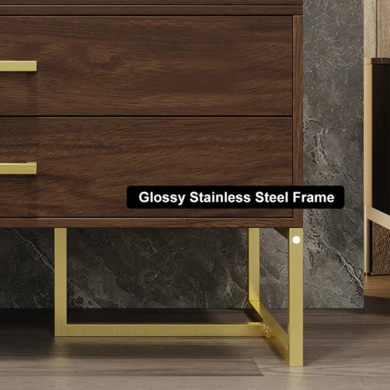 Picture of Gucci Elegant wardrobe Natural wood