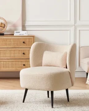 Picture of Melo Curve Accent Chair