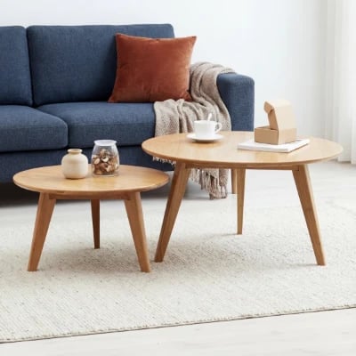 صورة Oaklo Round Coffee Table – Natural Wood