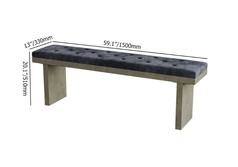 صورة كرسي ريفن المخملي – لمسة من الخشب الطبيعي