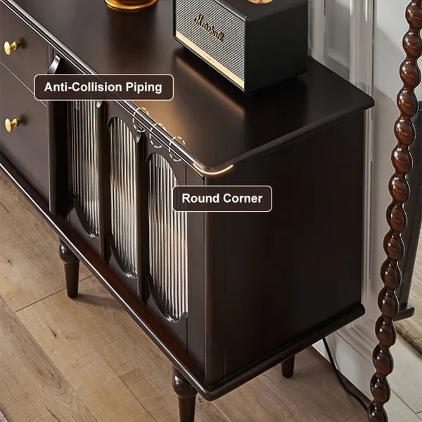 صورة طاولة تلفزيون جليم – خشب طبيعي بسطح زجاجي وأدراج ورفوف