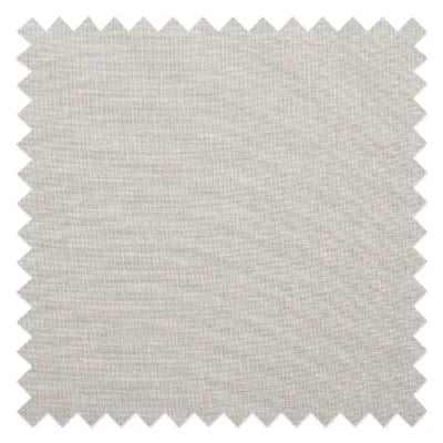 صورة كرسي ماڤلي القابل للطي – قاعدة من الخشب الطبيعي وراحة بتصميم عصري