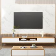 صورة وحدة تلفزيون هارموني من الخشب الطبيعي – تصميم أنيق ومنخفض الارتفاع