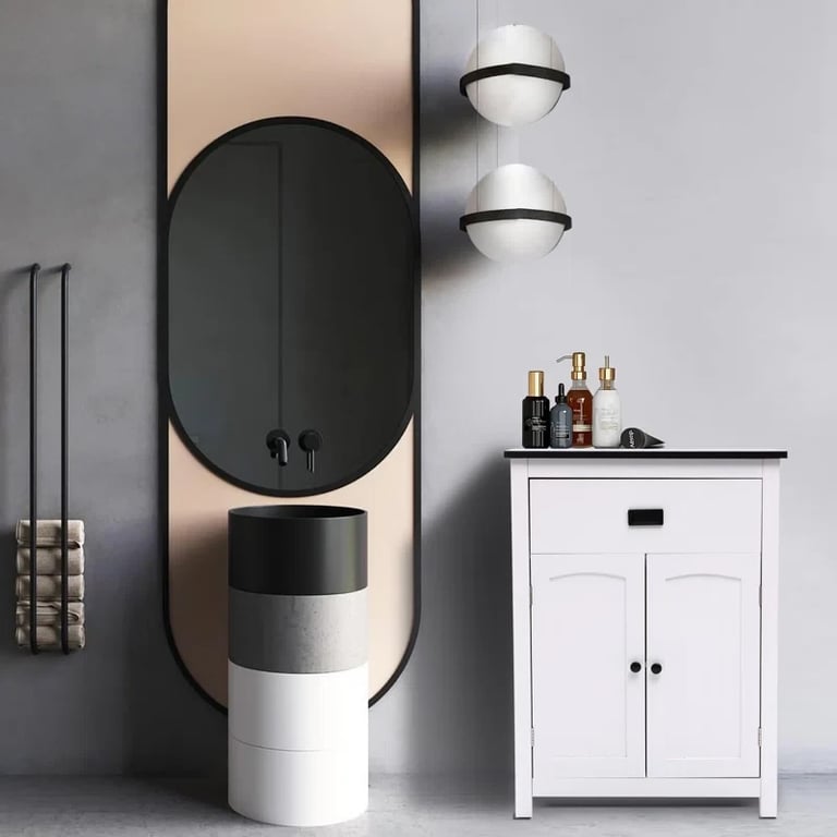 صورة خزانة حمام خشب طبيعي -ميلك