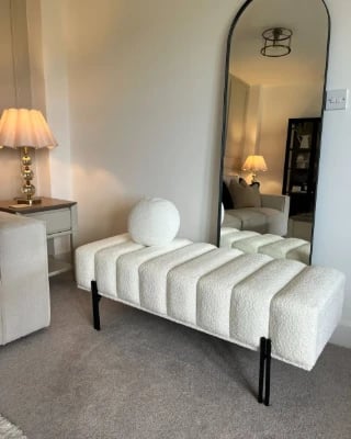 Picture of Ottoman  Velours - Natural wood.