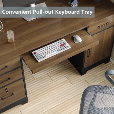 Brillant Desk  - Natural wood.