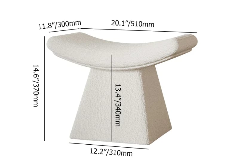 Sova Curved Ottoman – Bouclé Upholstery with Artistic Silhouette