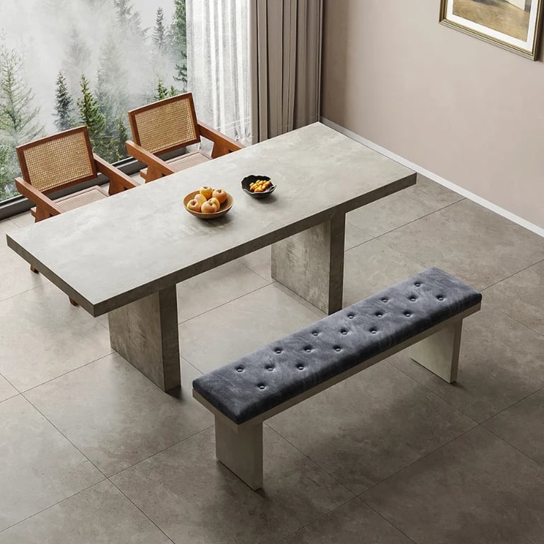 صورة كرسي ريفن المخملي – لمسة من الخشب الطبيعي