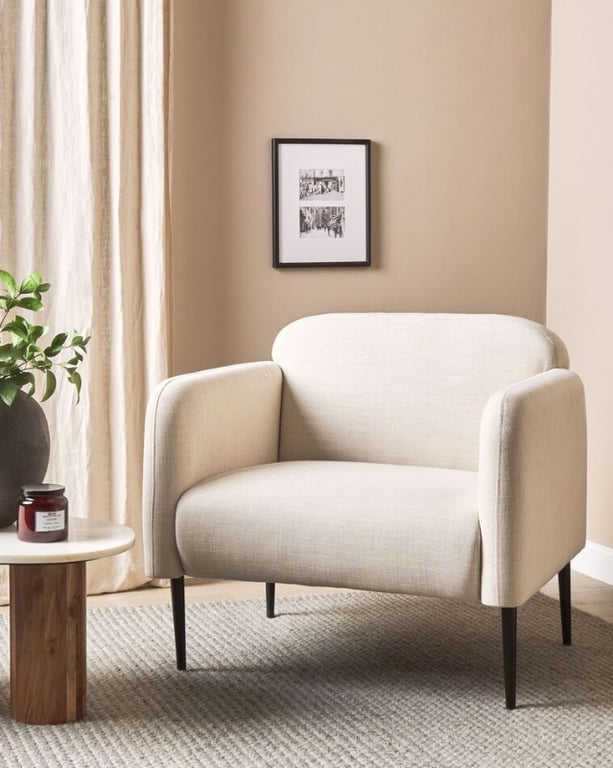 Picture of Favora Relaxing Armchair – Comfort in a Modern Silhouette