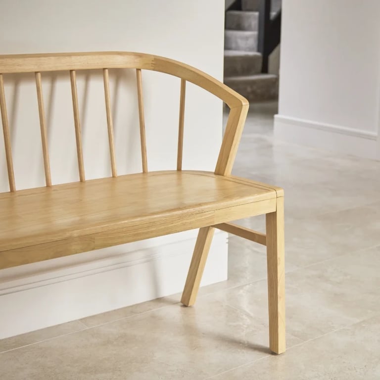 صورة مقعد إلستا من الخشب الطبيعي