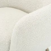 صورة كرسي لوڤيا المُدمج – خشب طبيعي بانحناءات ناعمة