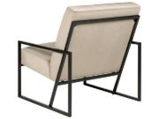 صورة كرسي ڤيونا بذراعين – تصميم أنيق بإطار أسود وتنجيد فاخر