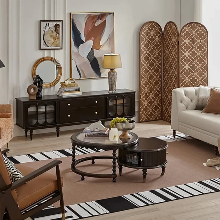 صورة طاولة تلفزيون جليم – خشب طبيعي بسطح زجاجي وأدراج ورفوف