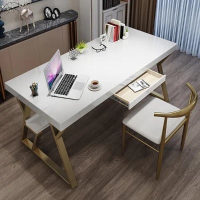 صورة كرانڤ – مكتب فاخر من الخشب الطبيعي