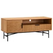 صورة زارو – طاولة تلفاز من خشب طبيعي بتفاصيل مفرغة وقاعدة معدنية