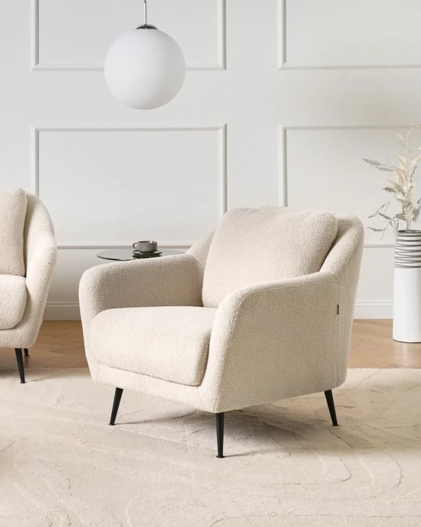 Lunara – Modern & Cozy Accent Chair