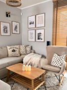 صورة لاڤا -طاولة قهوه خشب طبيعى مع رف