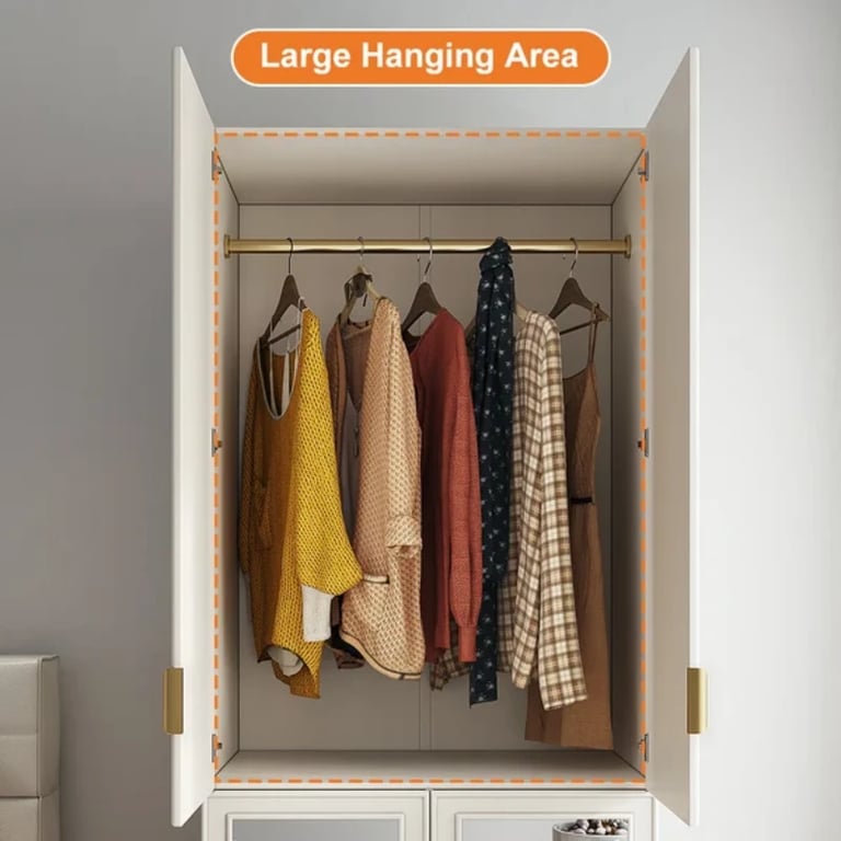 صورة خزانة ملابس أنيقة بمرآة -مارشيد