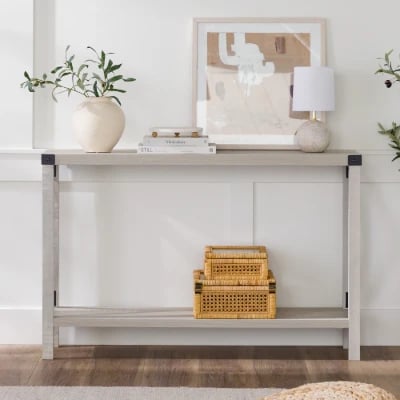 صورة طاولة دخول لاسيرينا - خشب طبيعى