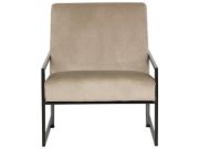 صورة كرسي ڤيونا بذراعين – تصميم أنيق بإطار أسود وتنجيد فاخر