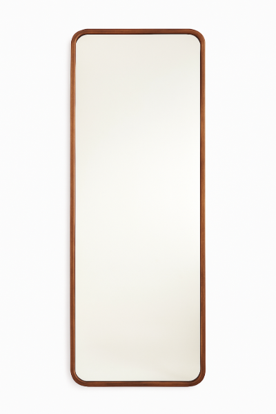 صورة زادي مرآة كاملة الطول بإطار خشبي