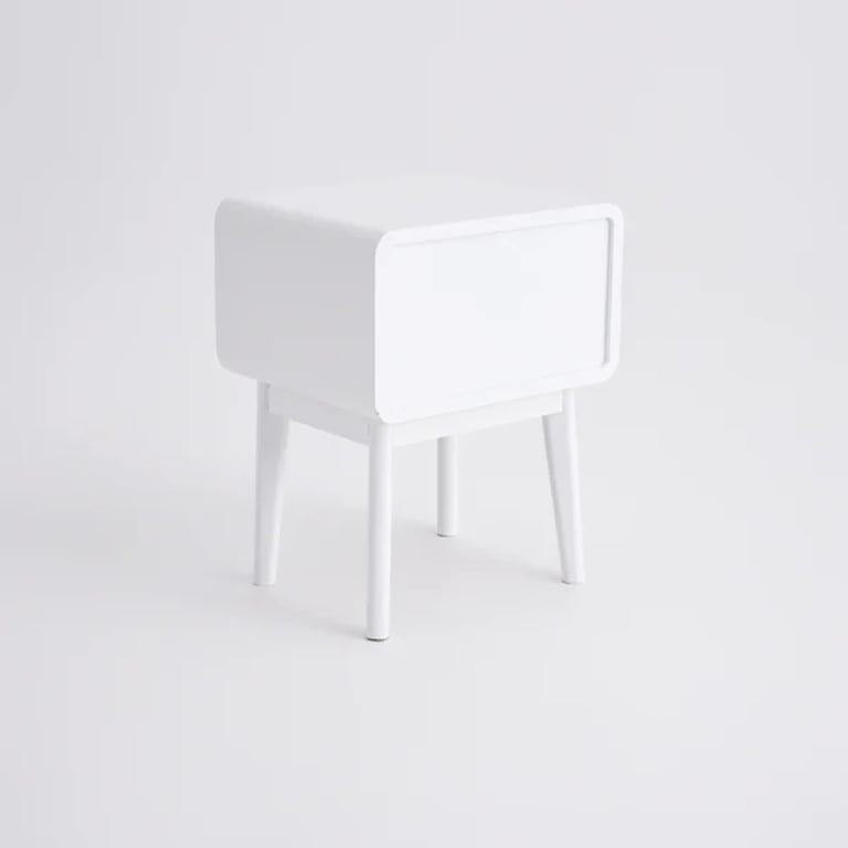 صورة طاولة غرفة نوم ريني مع درج