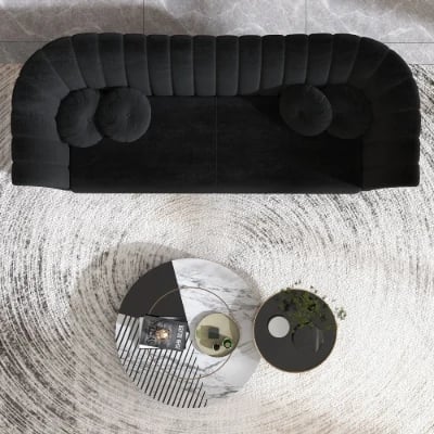 صورة كنبة مخملية سوداء - 3 مقاعد وأرجل ذهبية فاخرة - لونارا