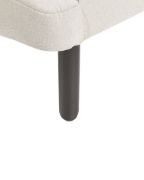 صورة طقم ميريل للاسترخاء – كرسي بذراعين قابل للطي وهيكل من الخشب الطبيعي