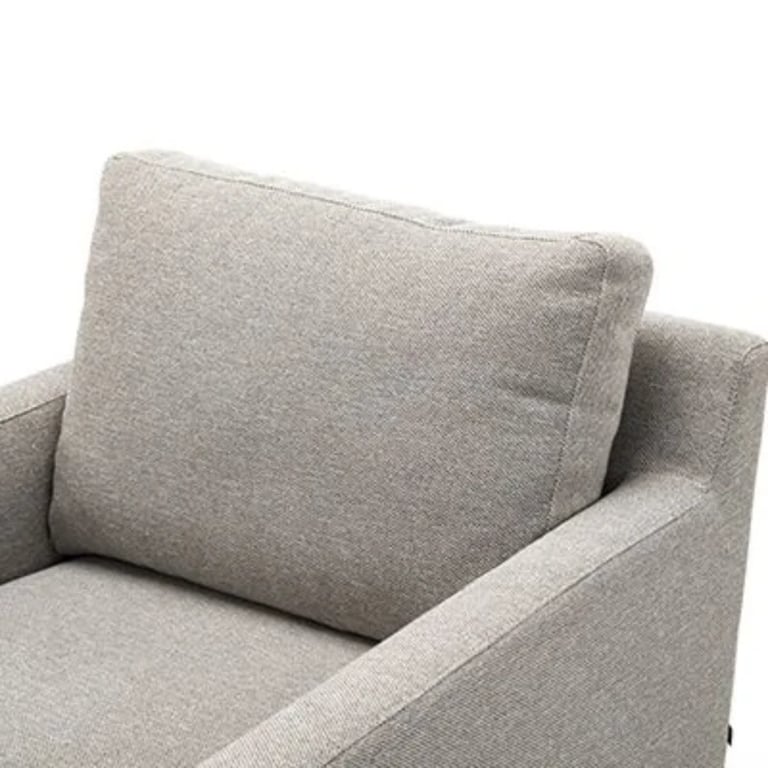 Picture of Elvio Classic Chair – Simple Comfort with Timeless Lines