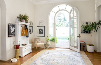 Vivly Hall Tree with Bench