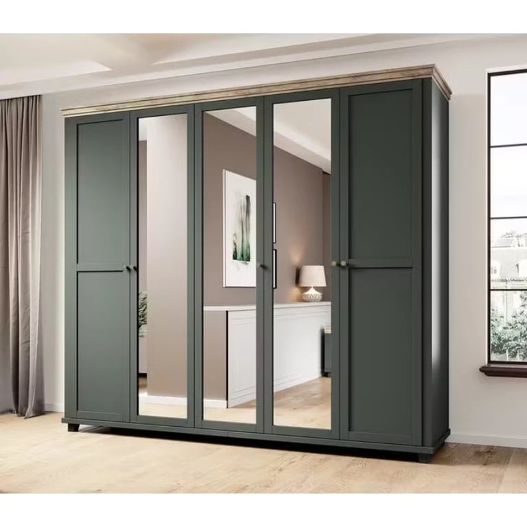 صورة دولاب إمانويلا خشب طبيعي مع مرآه