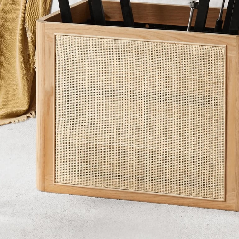 صورة بيرلا – طاولة قهوة من الخشب الطبيعي مع الراتان وأدراج  للتخزين