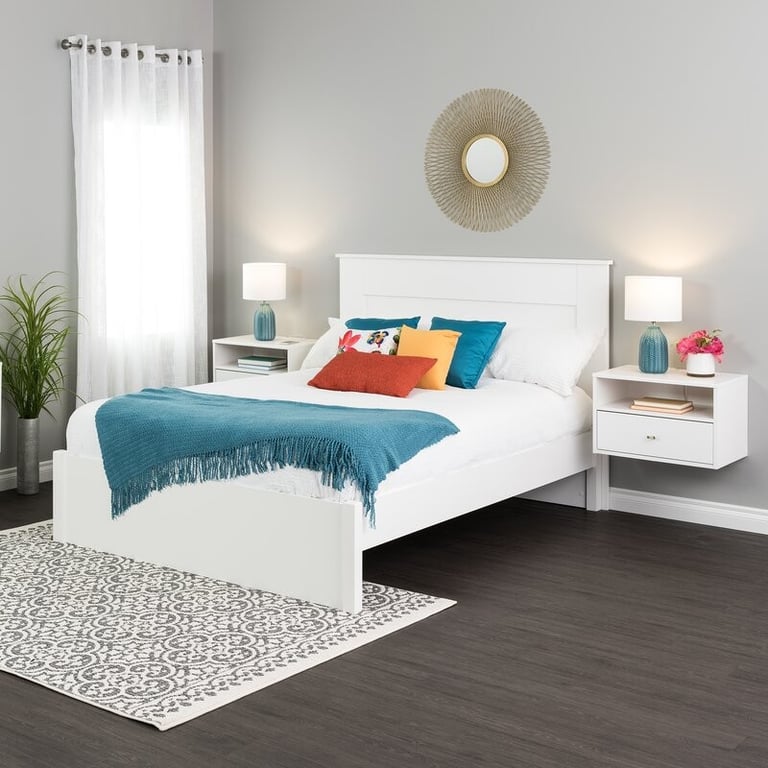 Cäcilie Drawer Nightstand in White