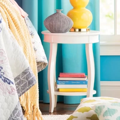 صورة طاوله جانبيه خشب طبيعي -شارمنج