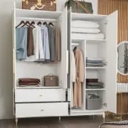 صورة دولاب خشب طبيعي مع مرآة - ميرامير