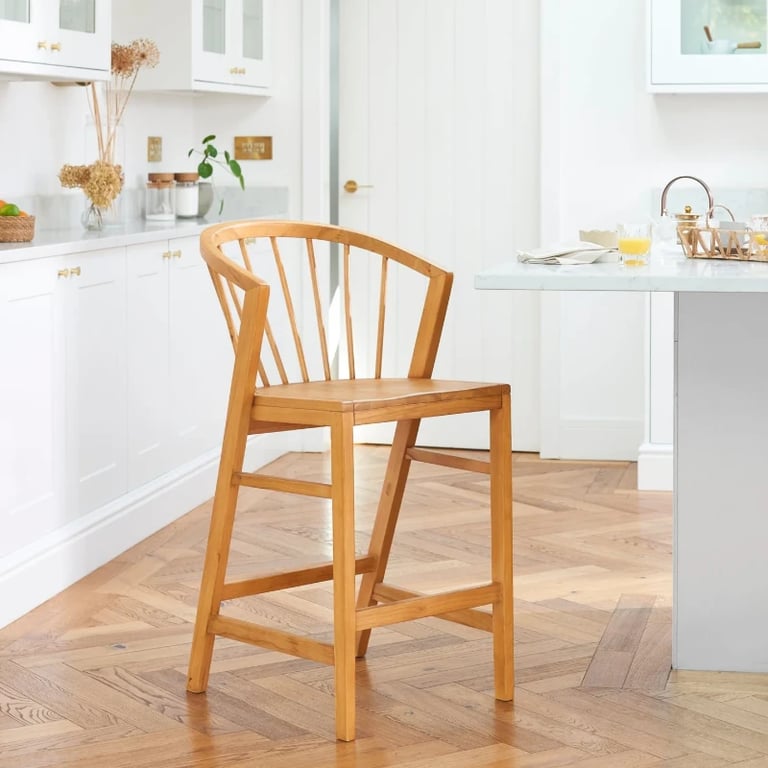 صورة كرسي كونتر نورلاند من الخشب الطبيعيّ