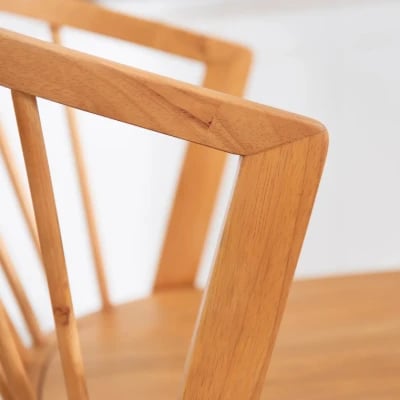 صورة كرسي كونتر نورلاند من الخشب الطبيعيّ