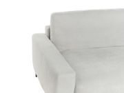 صورة مالڤينا كنبة قماشية على شكل حرف الـ – زاوية جانبية وقاعدة من الخشب الطبيعي